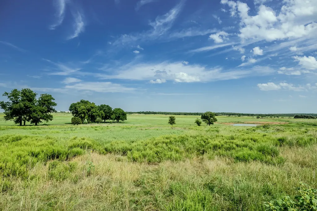 001 W Pleasant Valley Road Henrietta TX 76230