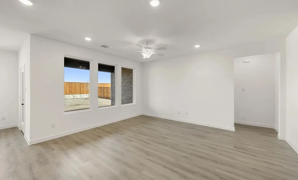 668 Tyronza Drive Justin TX 76247