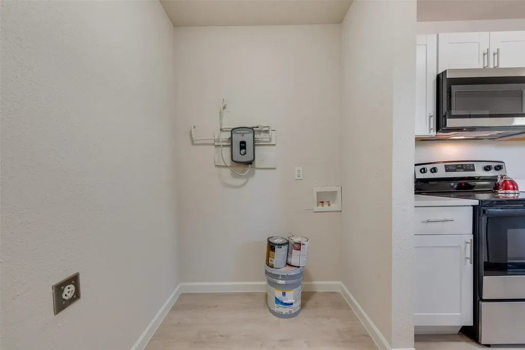 506 N Fm 156 Ponder TX 76259