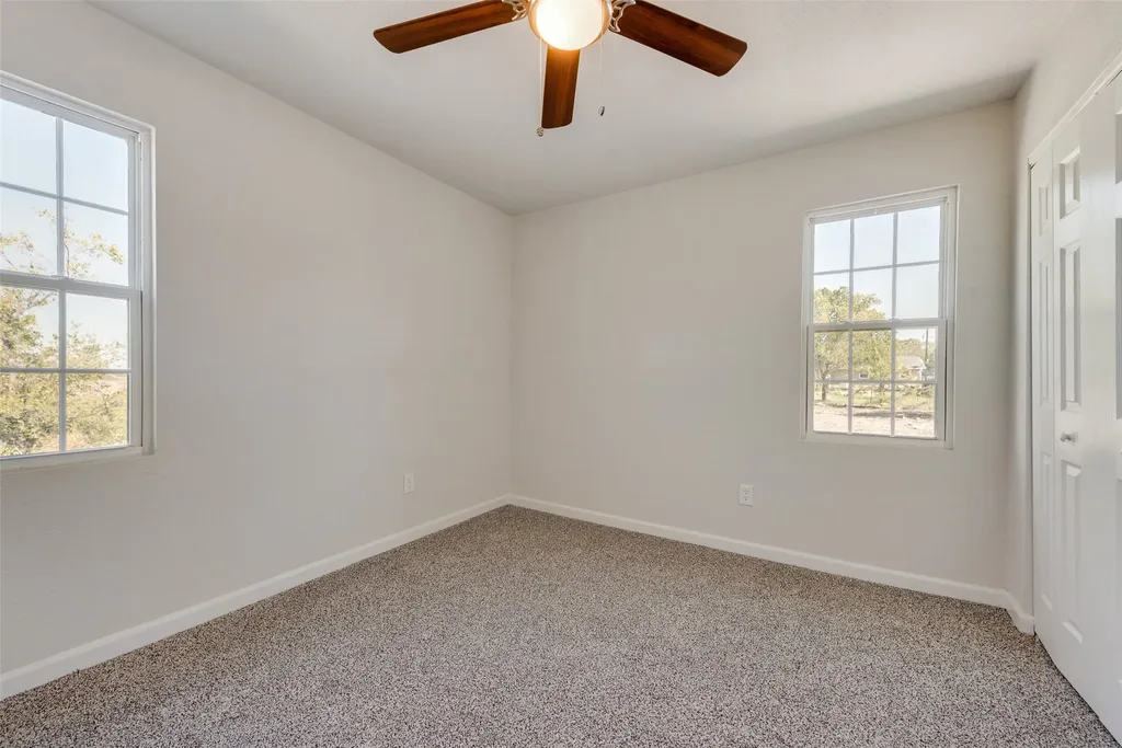506 N Fm 156 Ponder TX 76259