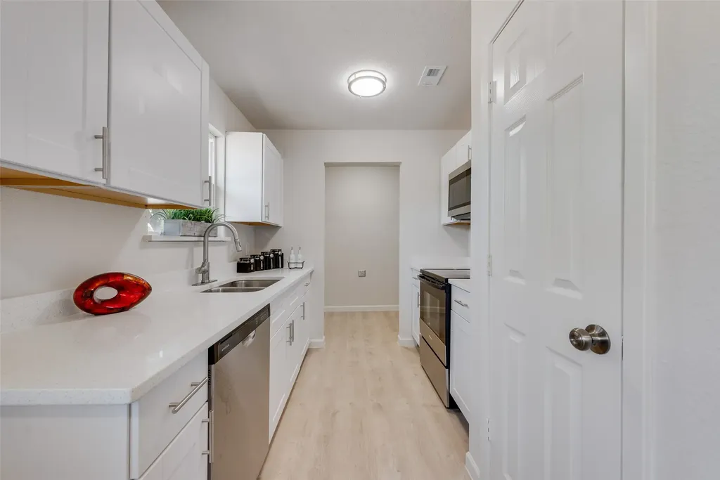 506 N Fm 156 Ponder TX 76259