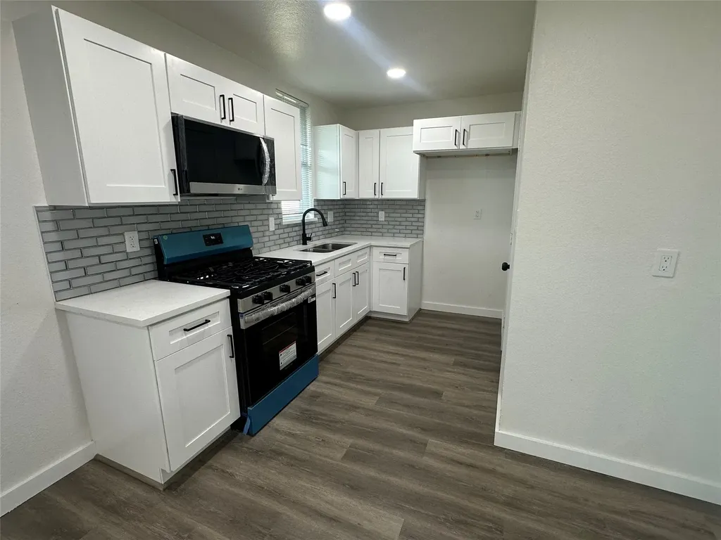 721 Clearwood Drive Dallas TX 75232