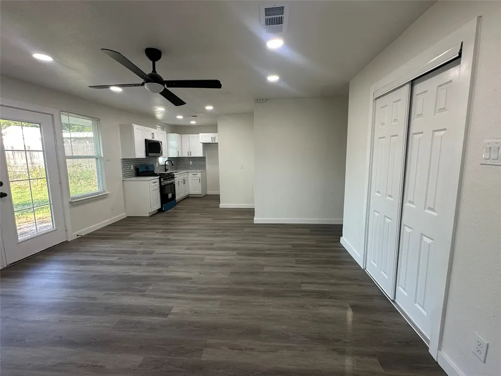 721 Clearwood Drive Dallas TX 75232