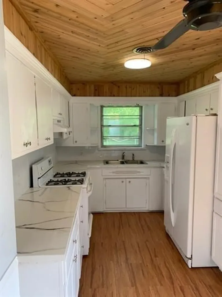 612 E Orange Street Sherman TX 75090