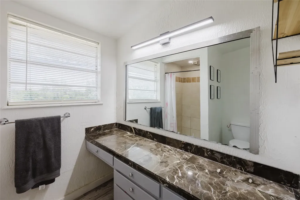 724 S Ammerman Avenue Eastland TX 76448