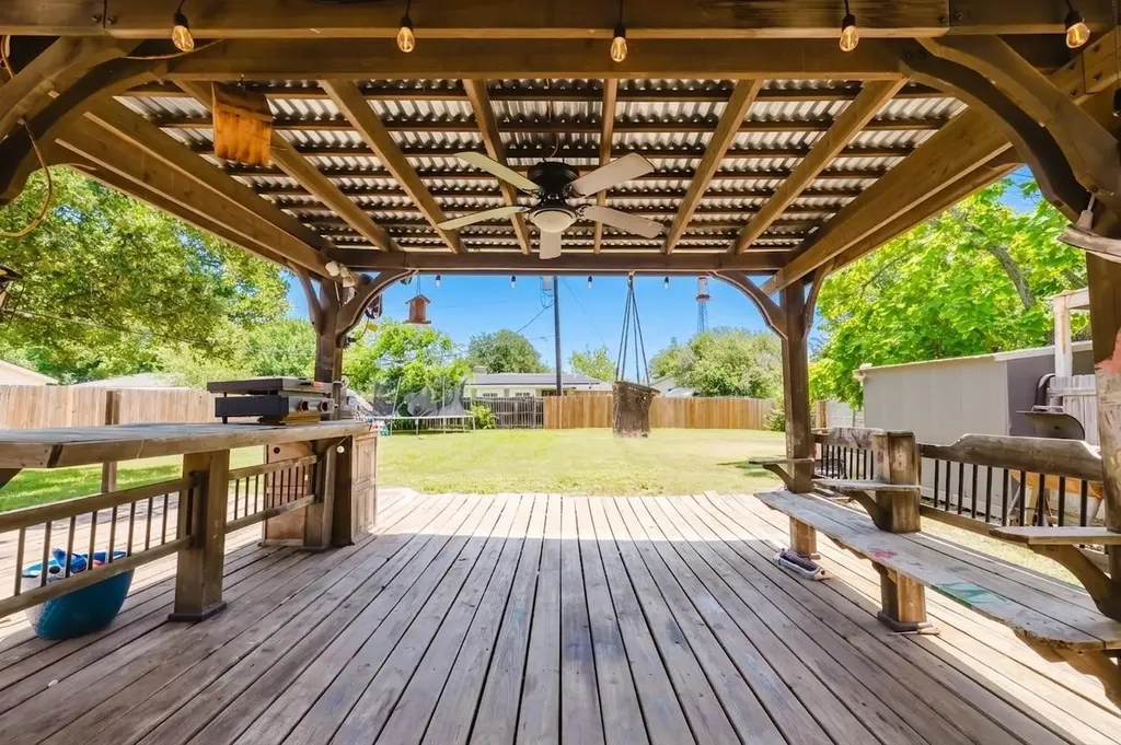 724 S Ammerman Avenue Eastland TX 76448