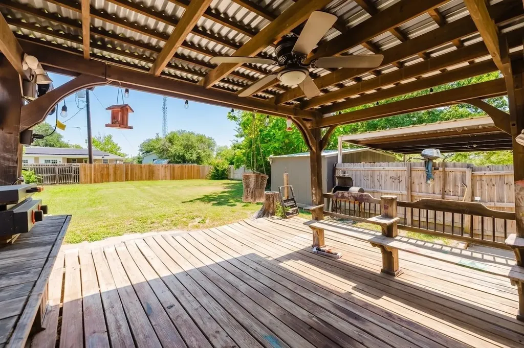 724 S Ammerman Avenue Eastland TX 76448