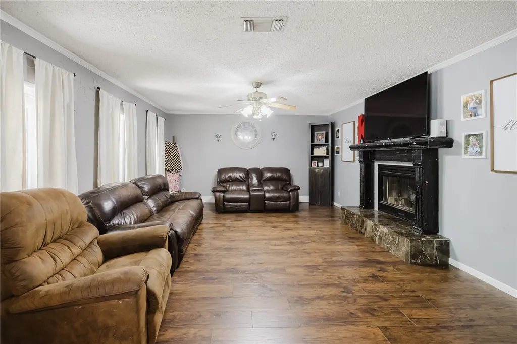 724 S Ammerman Avenue Eastland TX 76448