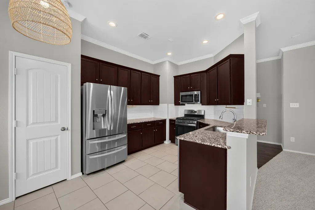 1928 Glen Meadow Drive Royse City TX 75189