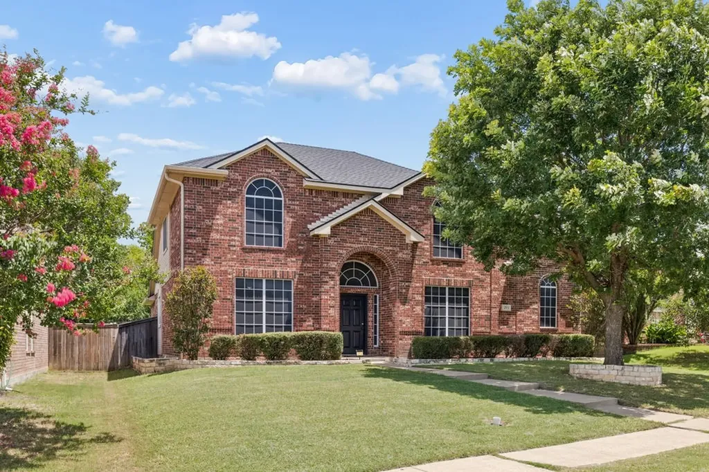 213 Chaparral Drive Sunnyvale TX 75182