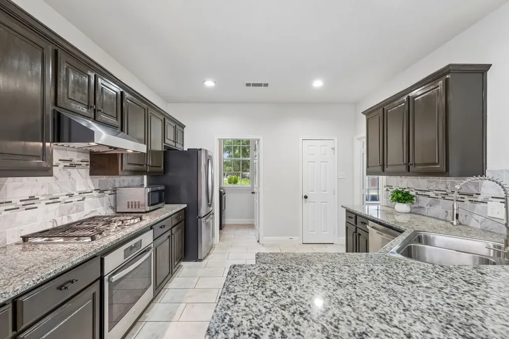 213 Chaparral Drive Sunnyvale TX 75182