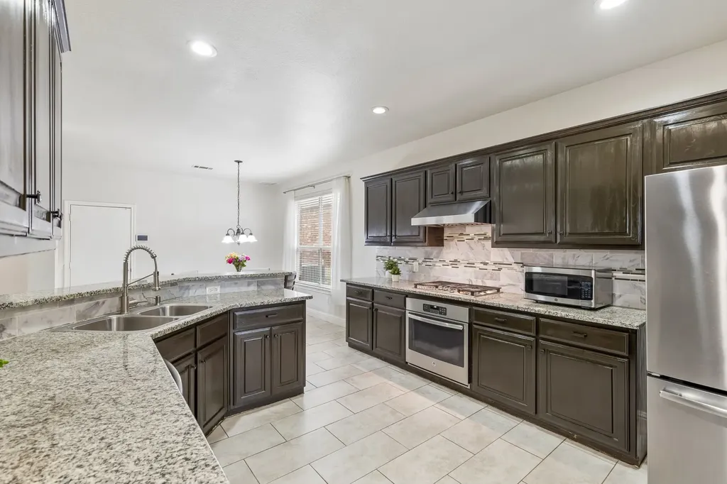 213 Chaparral Drive Sunnyvale TX 75182