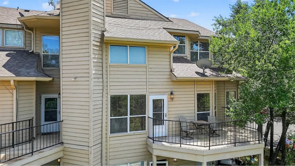 2116 Tanglewood Boulevard Pottsboro TX 75076
