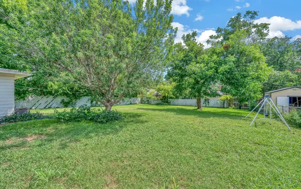 711 N 43rd Street Waco TX 76710