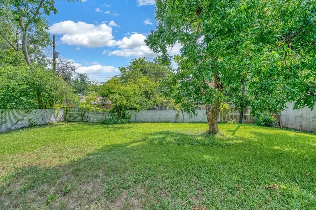 711 N 43rd Street Waco TX 76710