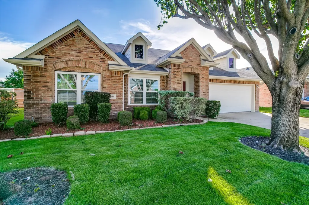 5839 Twilight Drive Grand Prairie TX 75052