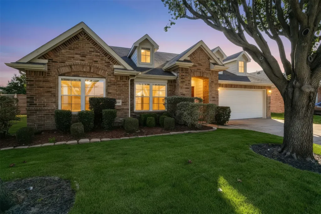 5839 Twilight Drive Grand Prairie TX 75052