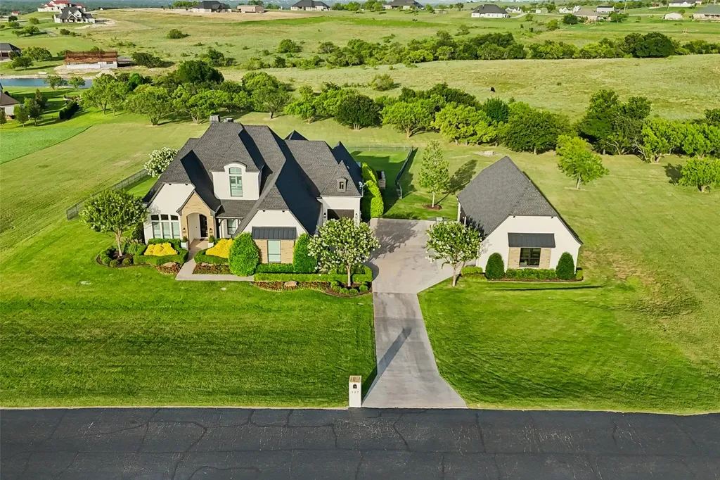 107 Brazos Court Aledo TX 76008