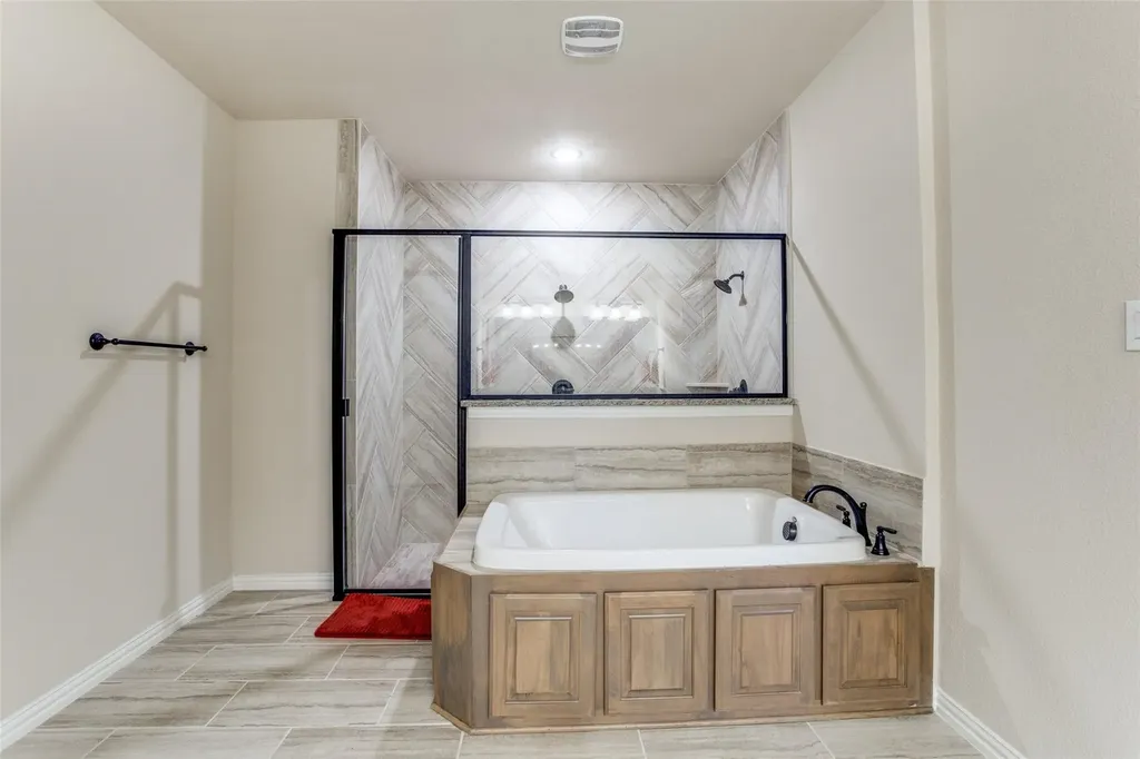 301 Calhoun Street Glenn Heights TX 75154