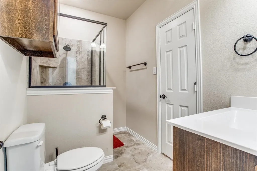 301 Calhoun Street Glenn Heights TX 75154