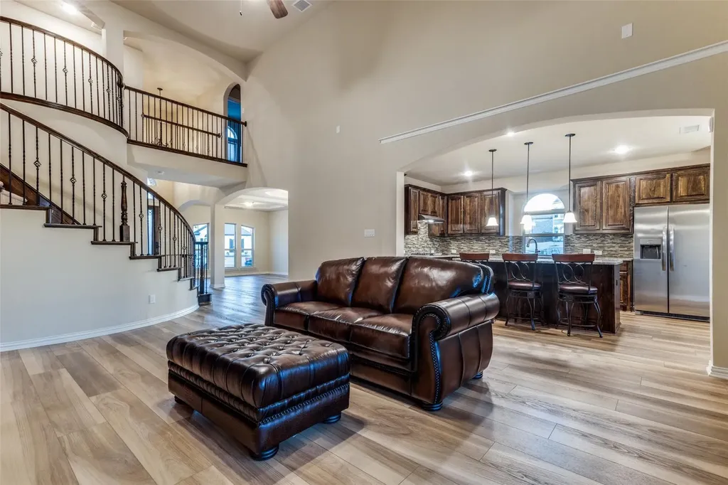 301 Calhoun Street Glenn Heights TX 75154