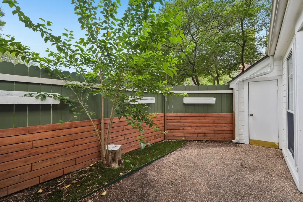 17860 Windflower Way Dallas TX 75252