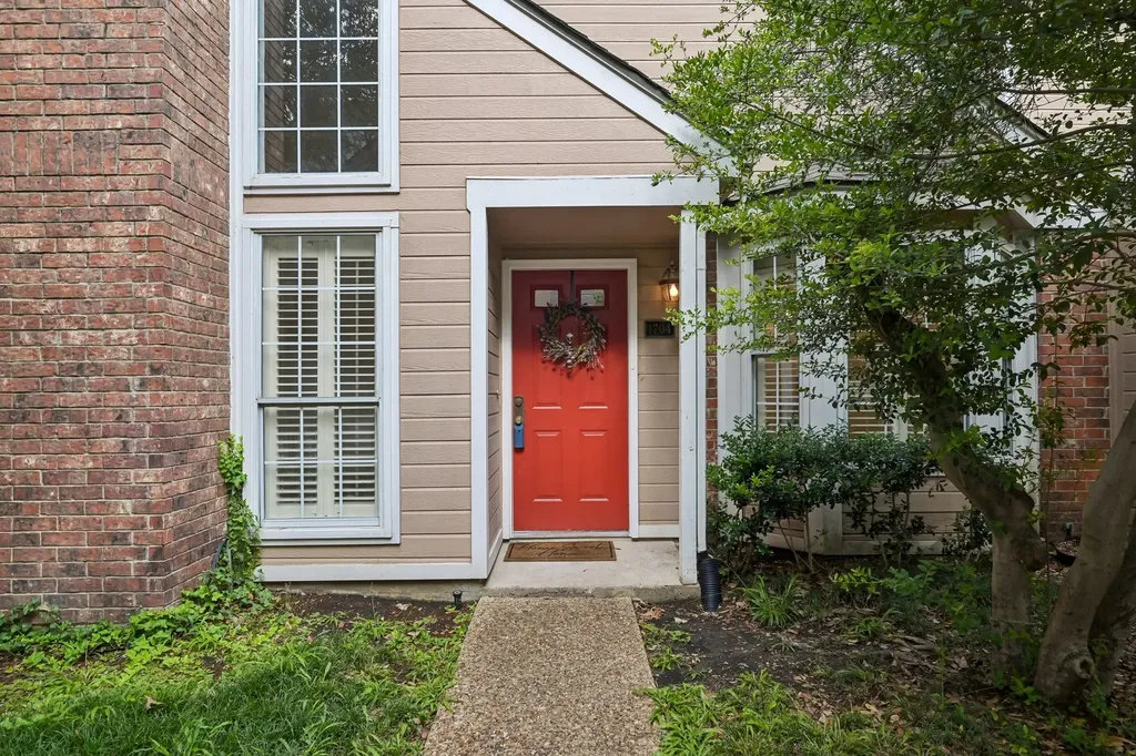 17860 Windflower Way Dallas TX 75252