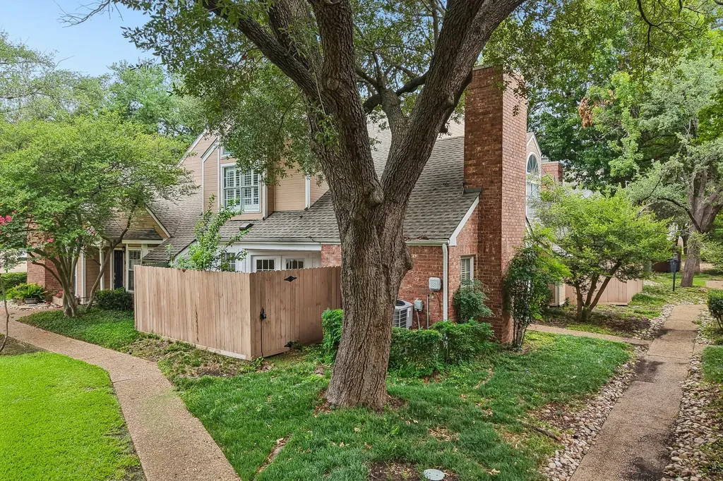 17860 Windflower Way Dallas TX 75252