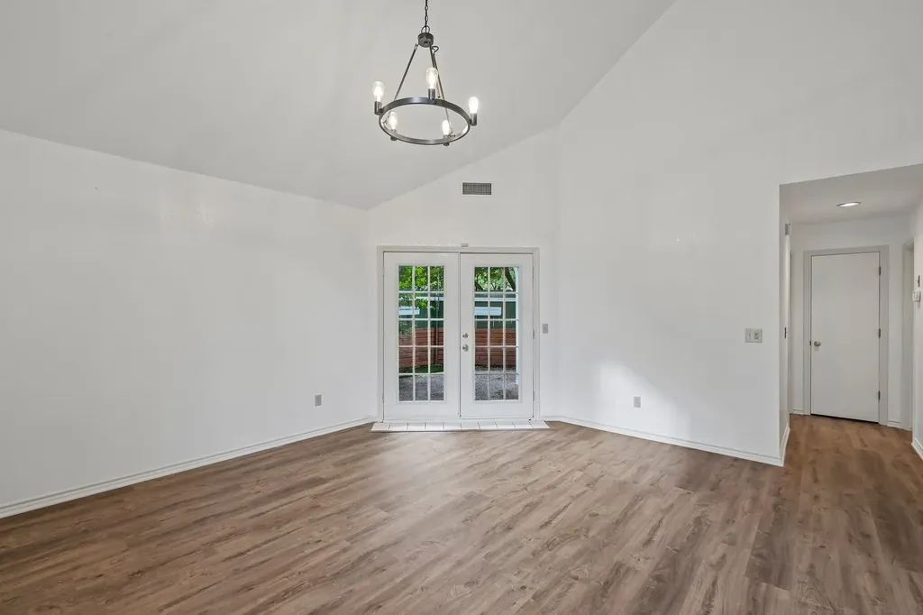 17860 Windflower Way Dallas TX 75252