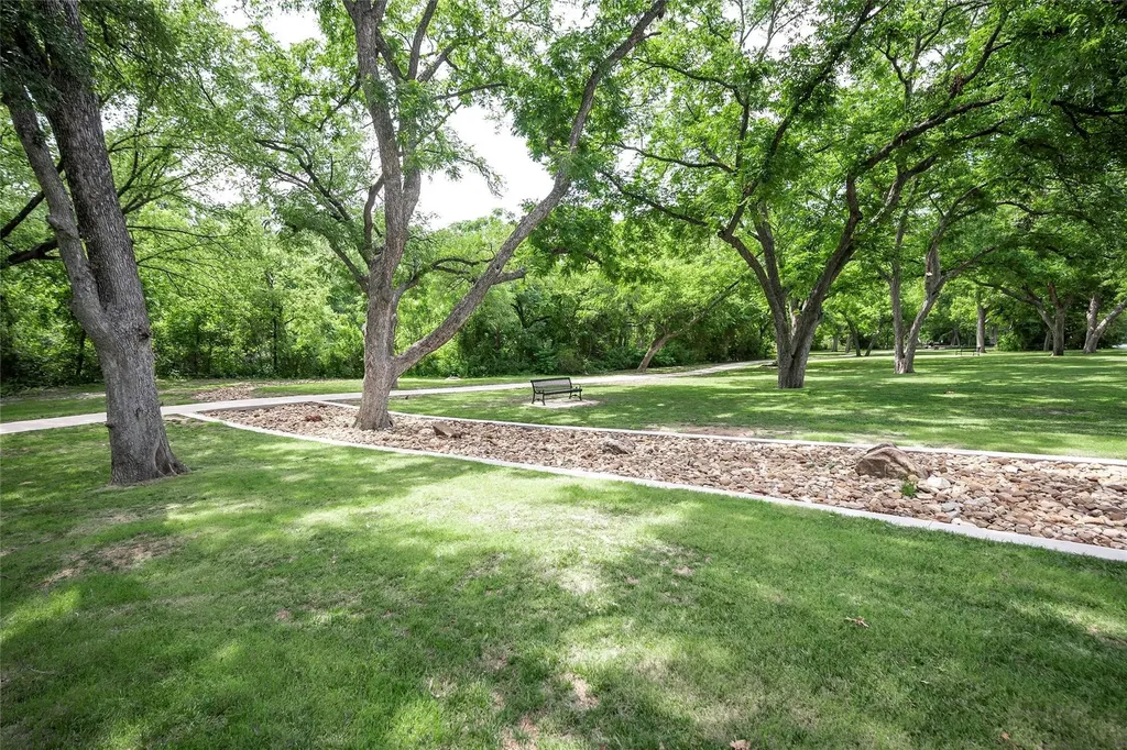 525 W Lookout Drive Richardson TX 75080