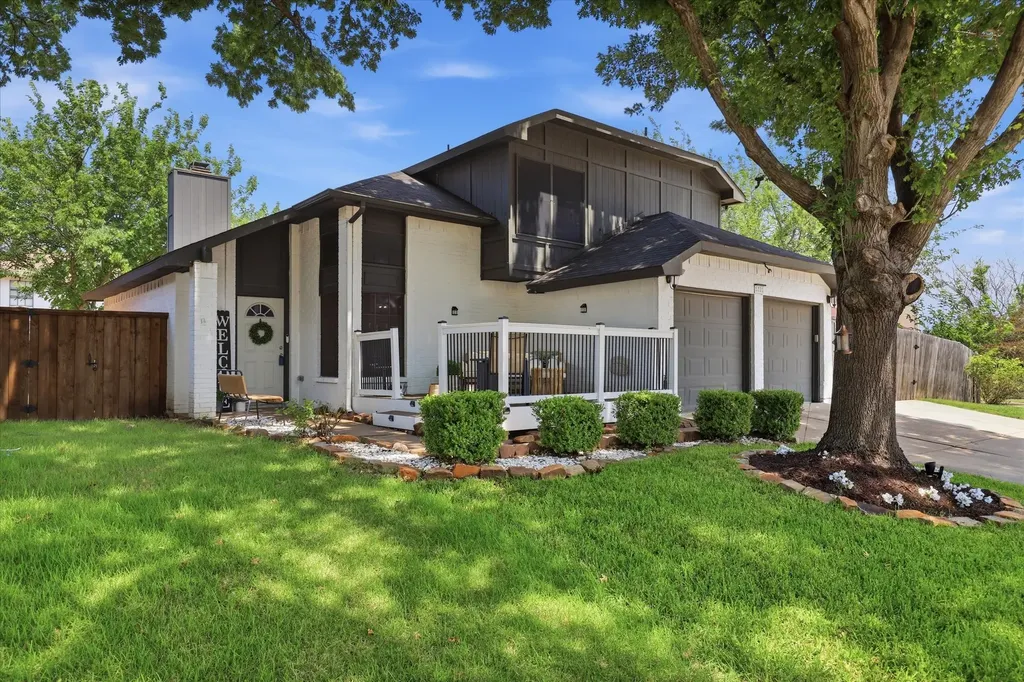 5321 Pocassett Drive Arlington TX 76018