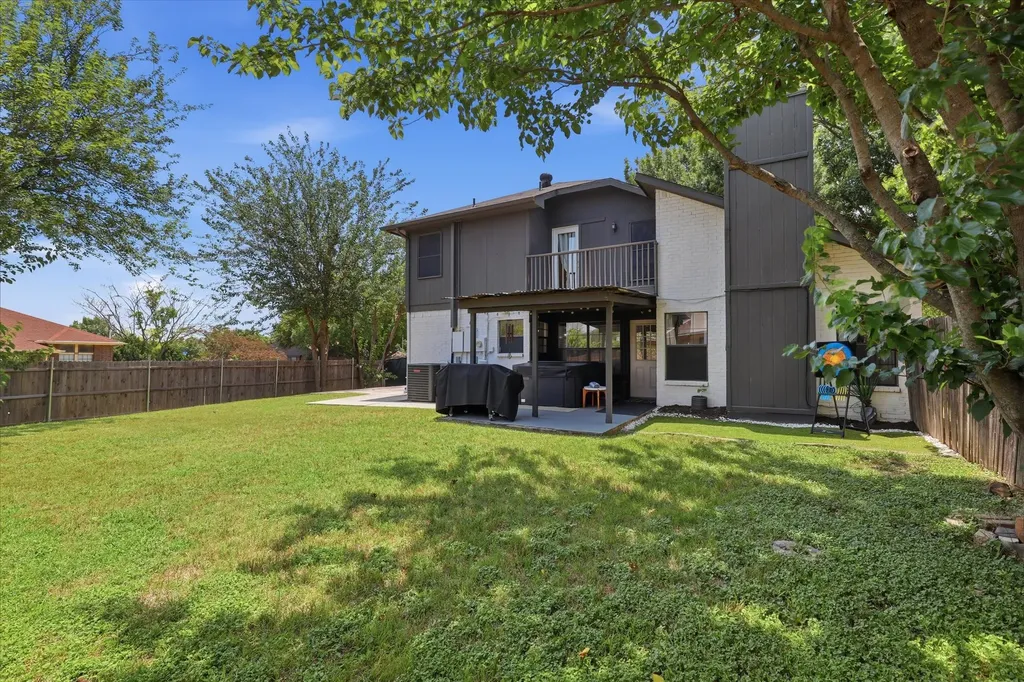 5321 Pocassett Drive Arlington TX 76018