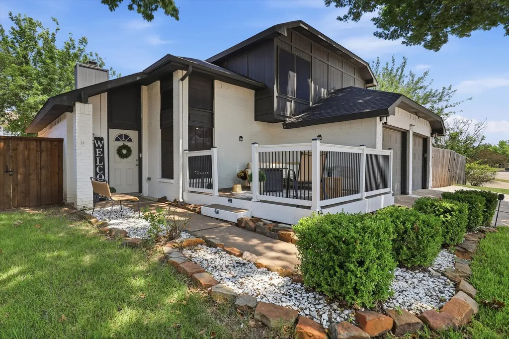 5321 Pocassett Drive Arlington TX 76018