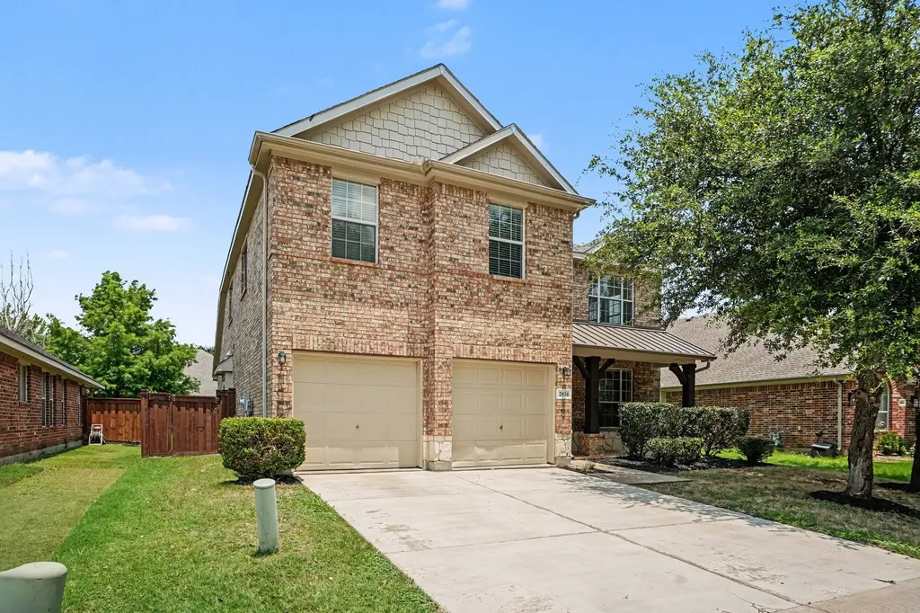 2836 Tranquilo Grand Prairie TX 75054