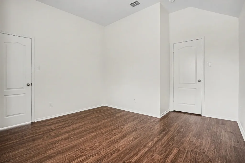 2836 Tranquilo Grand Prairie TX 75054