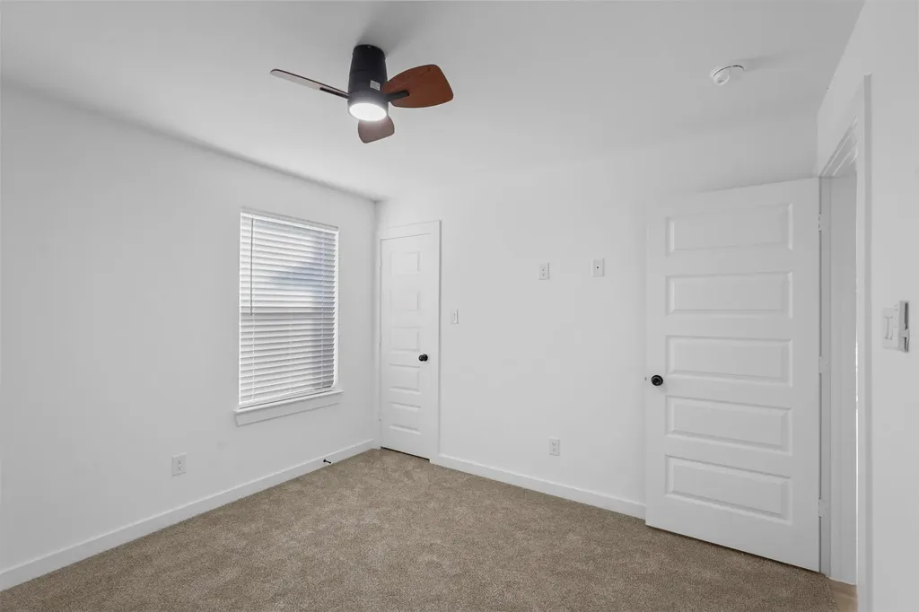 2217 Sayle Street Greenville TX 75401