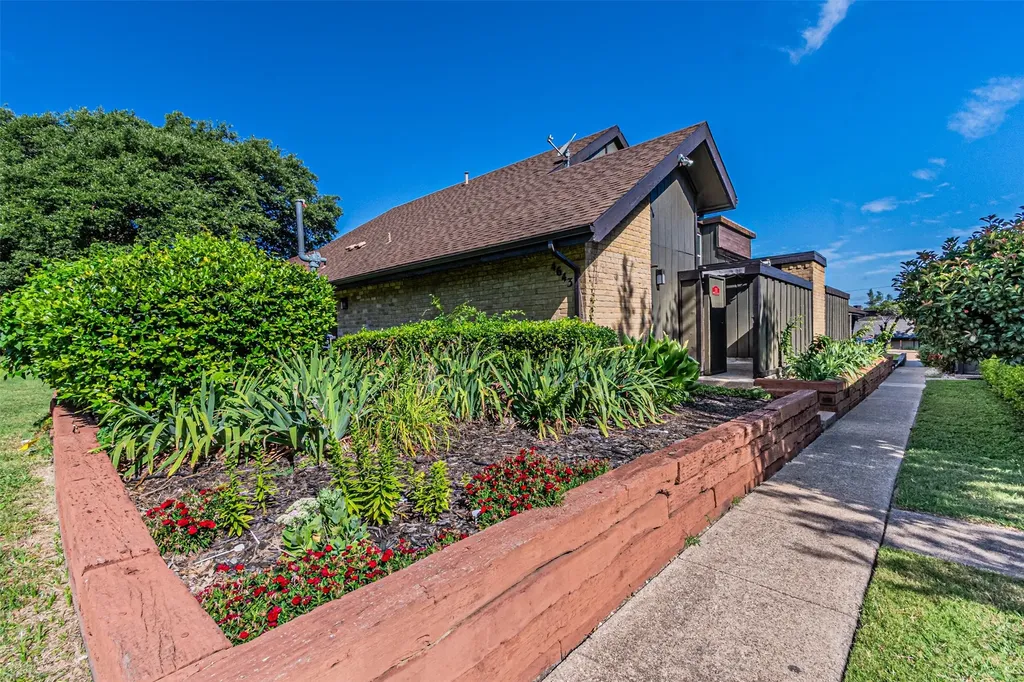 4643 Country Creek Drive Dallas TX 75236