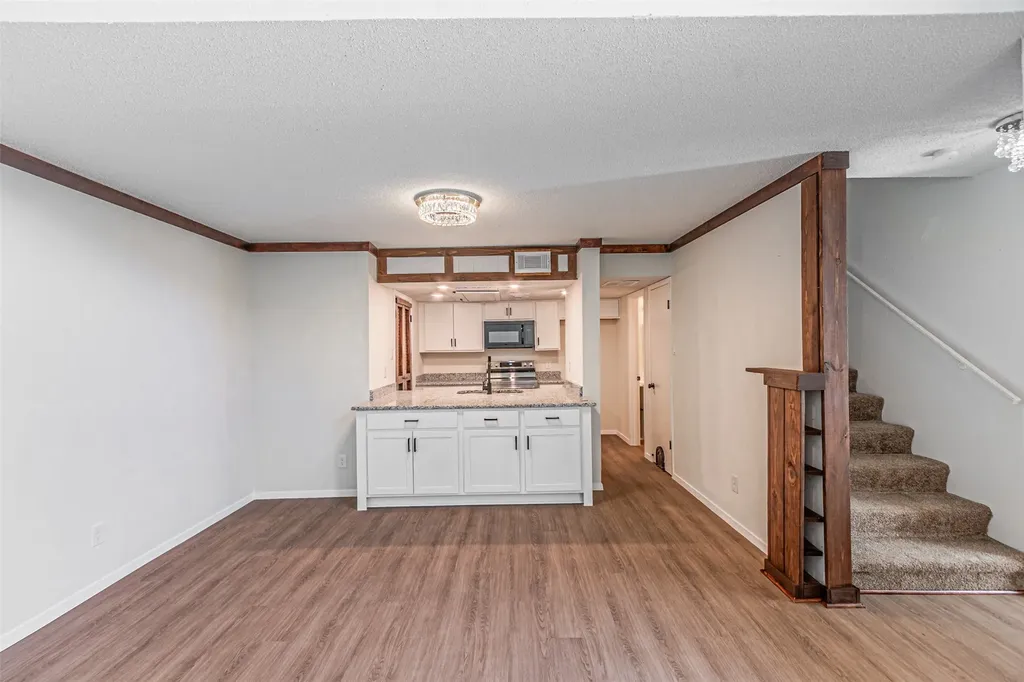 4643 Country Creek Drive Dallas TX 75236