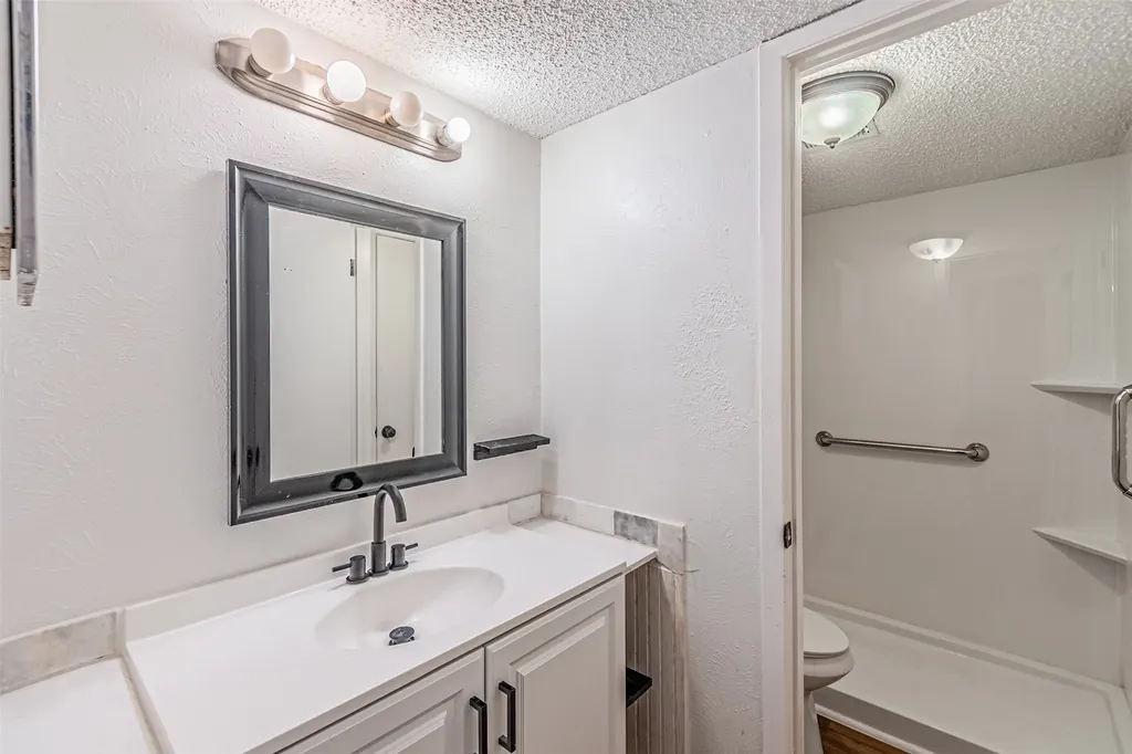 4643 Country Creek Drive Dallas TX 75236