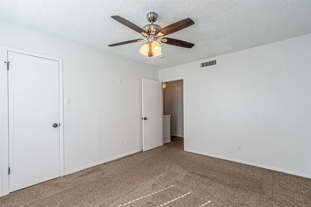 4643 Country Creek Drive Dallas TX 75236