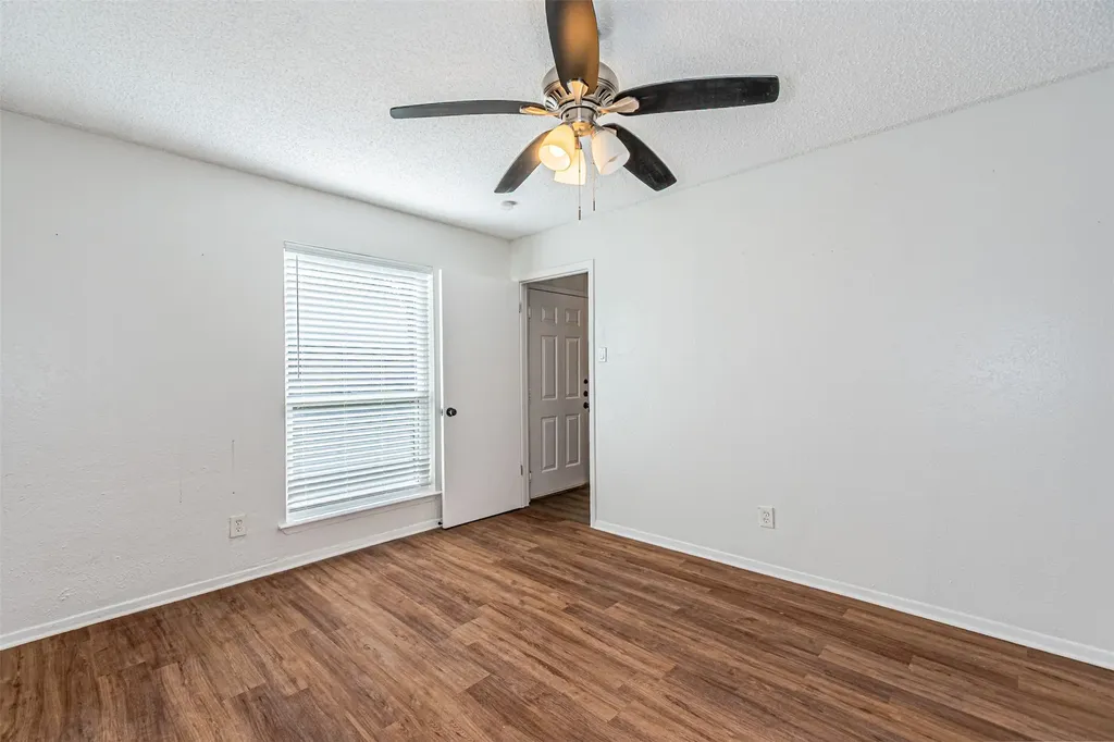4643 Country Creek Drive Dallas TX 75236