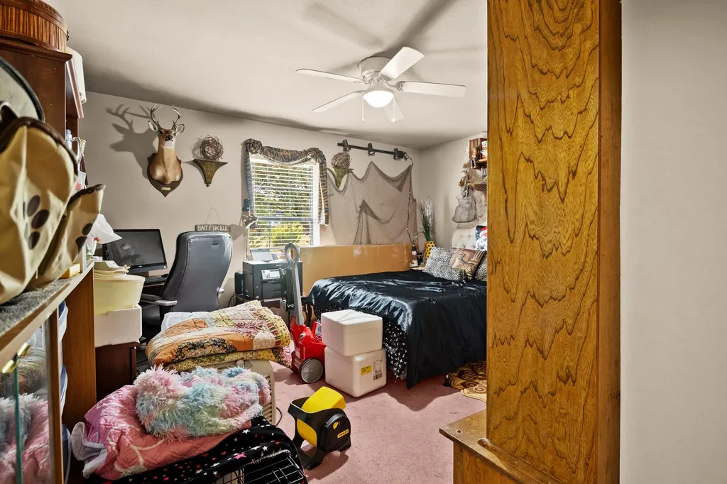 404 Joyner Avenue Omaha TX 75571