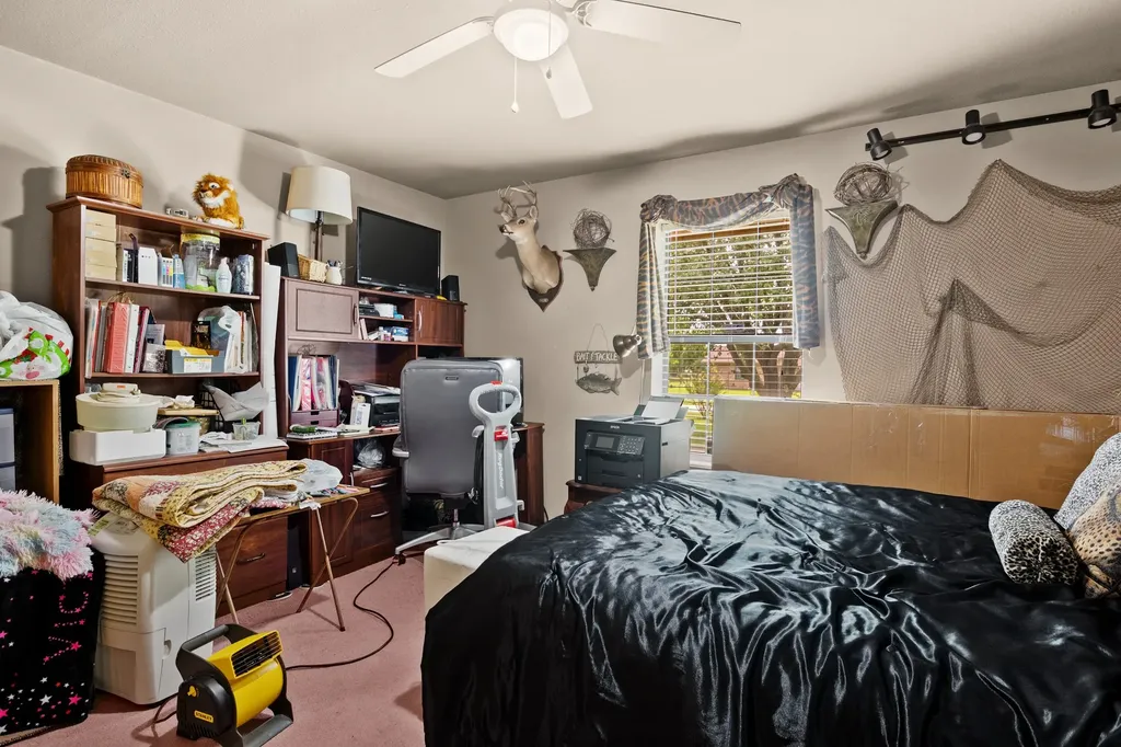 404 Joyner Avenue Omaha TX 75571