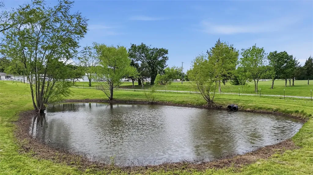 4877 Fm 84 Denison TX 75020