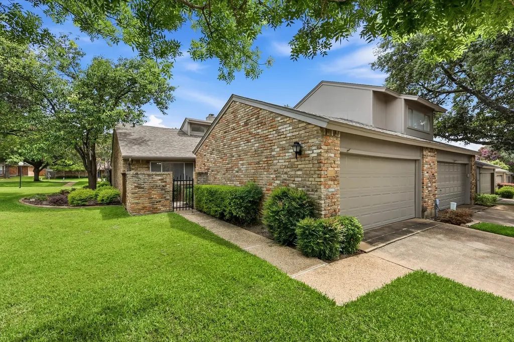 9624 Highland View Drive Dallas TX 75238