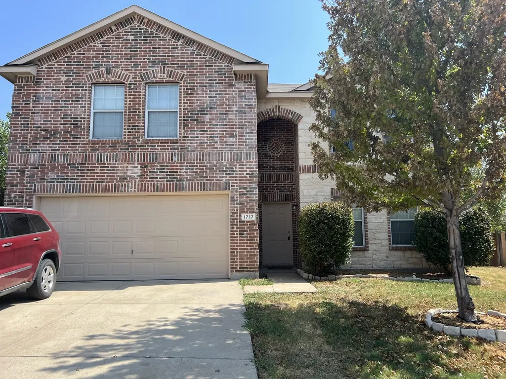 1717 Grassy View Drive Fort Worth TX 76177