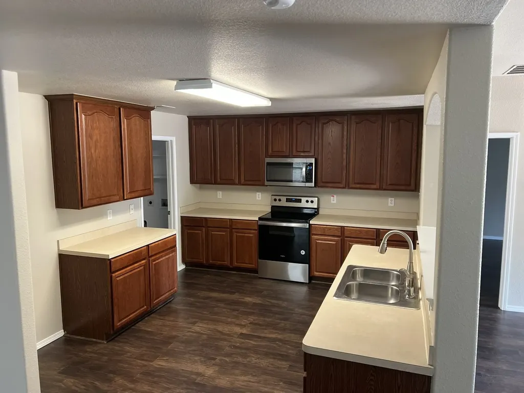 1717 Grassy View Drive Fort Worth TX 76177