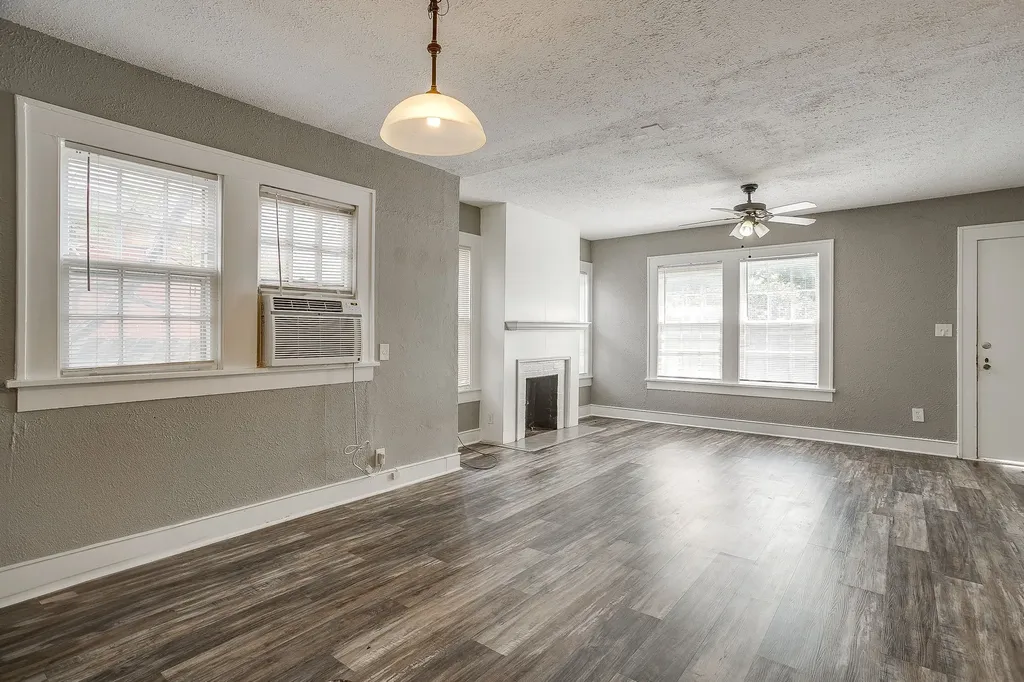 3148 Rogers Avenue Fort Worth TX 76109