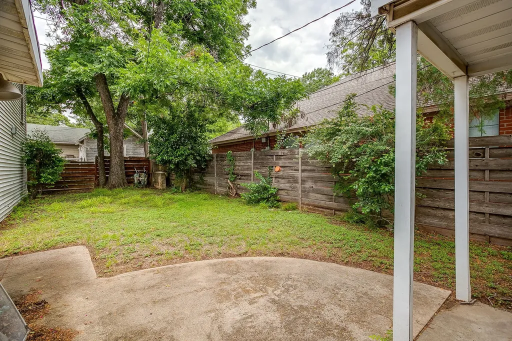 3148 Rogers Avenue Fort Worth TX 76109
