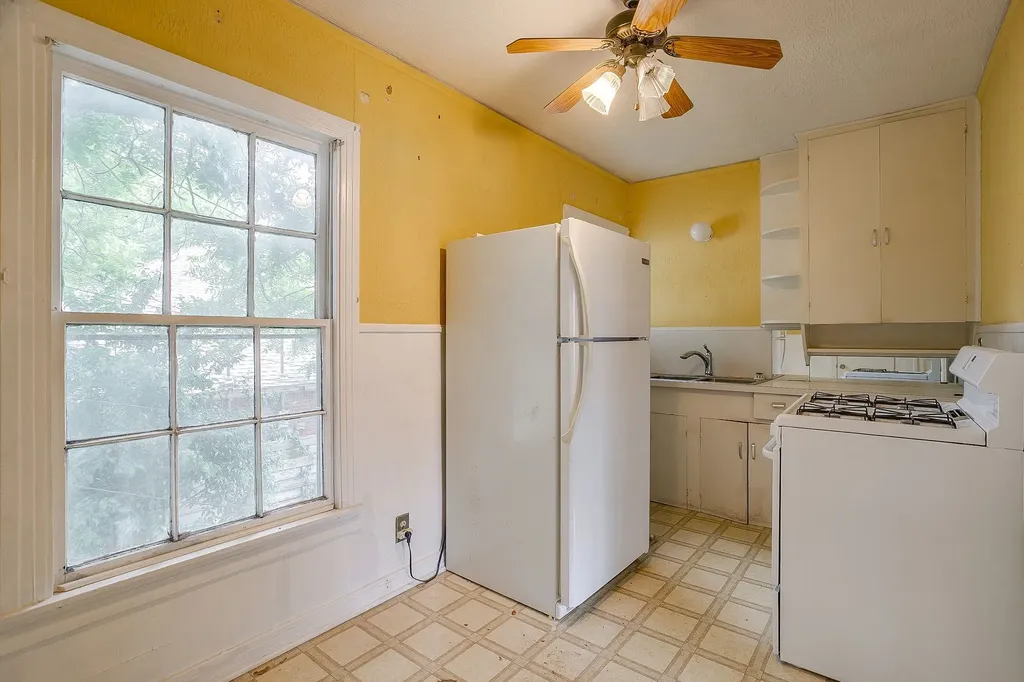 3148 Rogers Avenue Fort Worth TX 76109